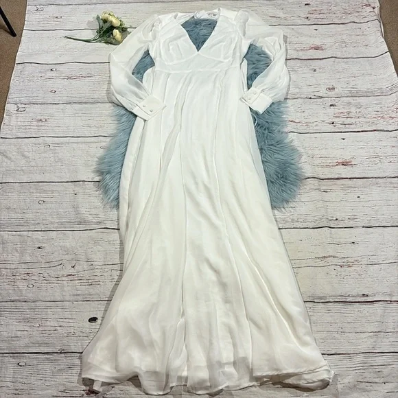 NWT Lulus Talk About Divine White Long Sleeve Backless Maxi Dress - Picture 2 of 11